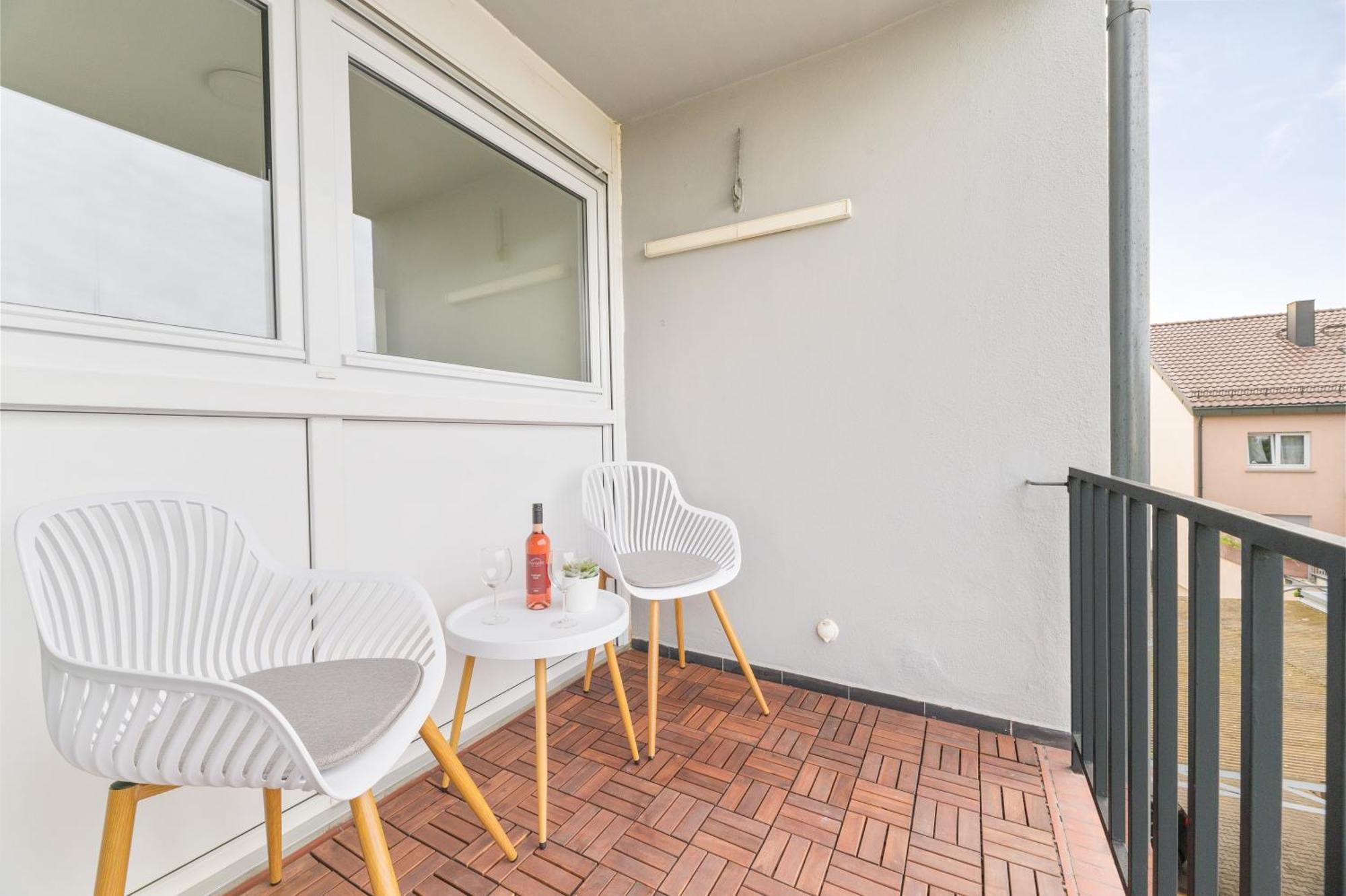 Wohlfuehl-Apartment I Zentral I Balkon I Kueche Fellbach Exteriér fotografie